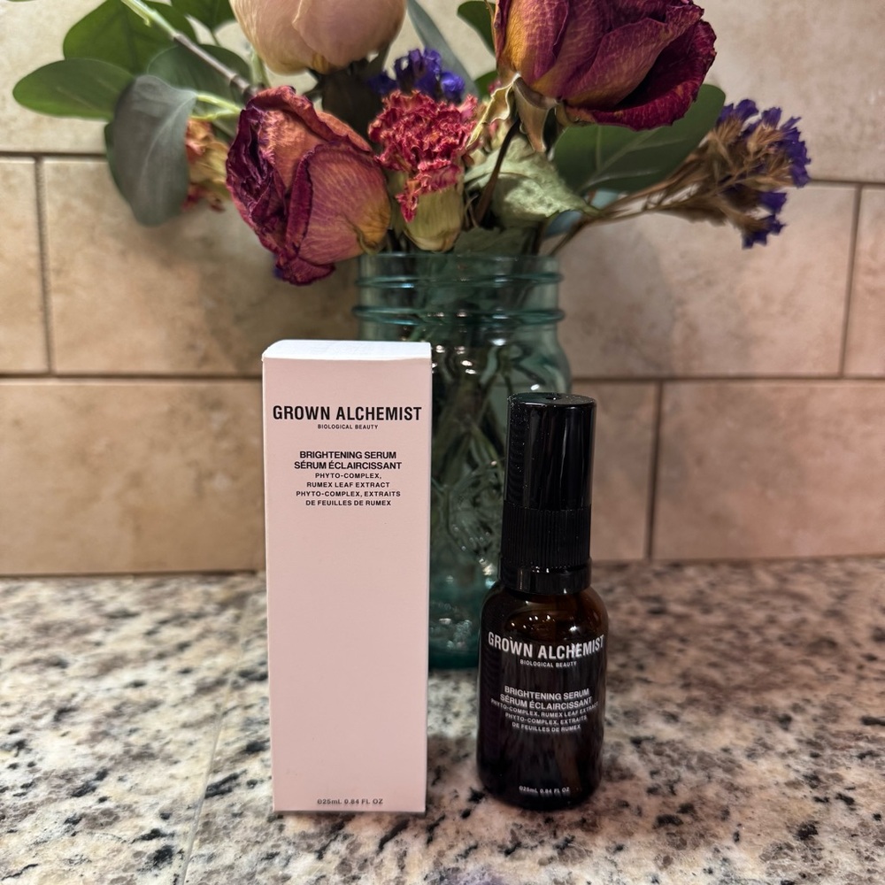Grown Alchemist Brightening Serum - Black Bottle with White Box